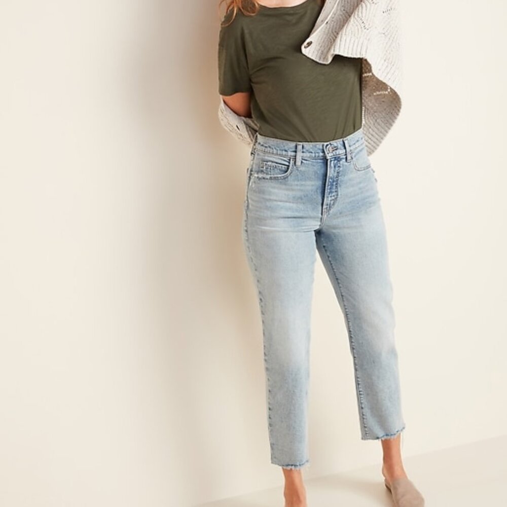 Old Navy Extra High-Waisted Sky-Hi Straight Raw-Hem Jeans for Women